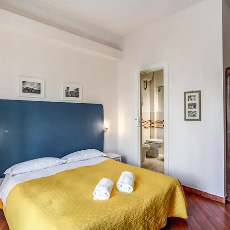 Bed & Breakfast Circus Maximus 4*