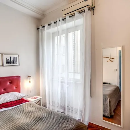 Circus Maximus Couette-café Rome