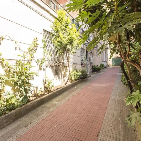 Bed & Breakfast Circus Maximus