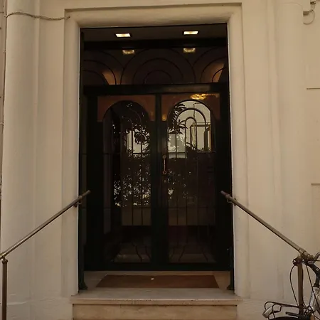 马克西姆斯马戏团住宿加早餐旅馆 住宿加早餐酒店